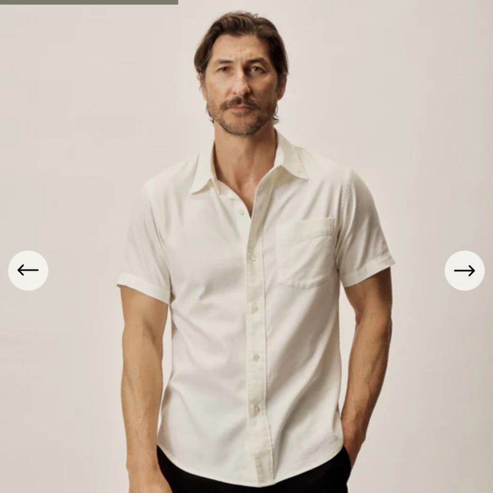 Buck Mason Draped Twill Short Sleeve One Pocket Shirt Natural - Small